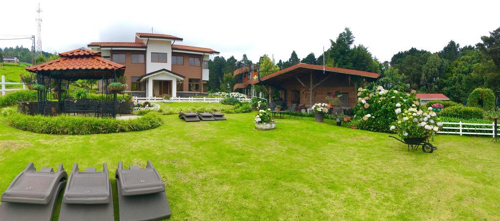Altura Hotel Poasito Kültér fotó